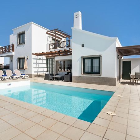 Camelot Holiday Homes By Livvo Playa Blanca  Kültér fotó