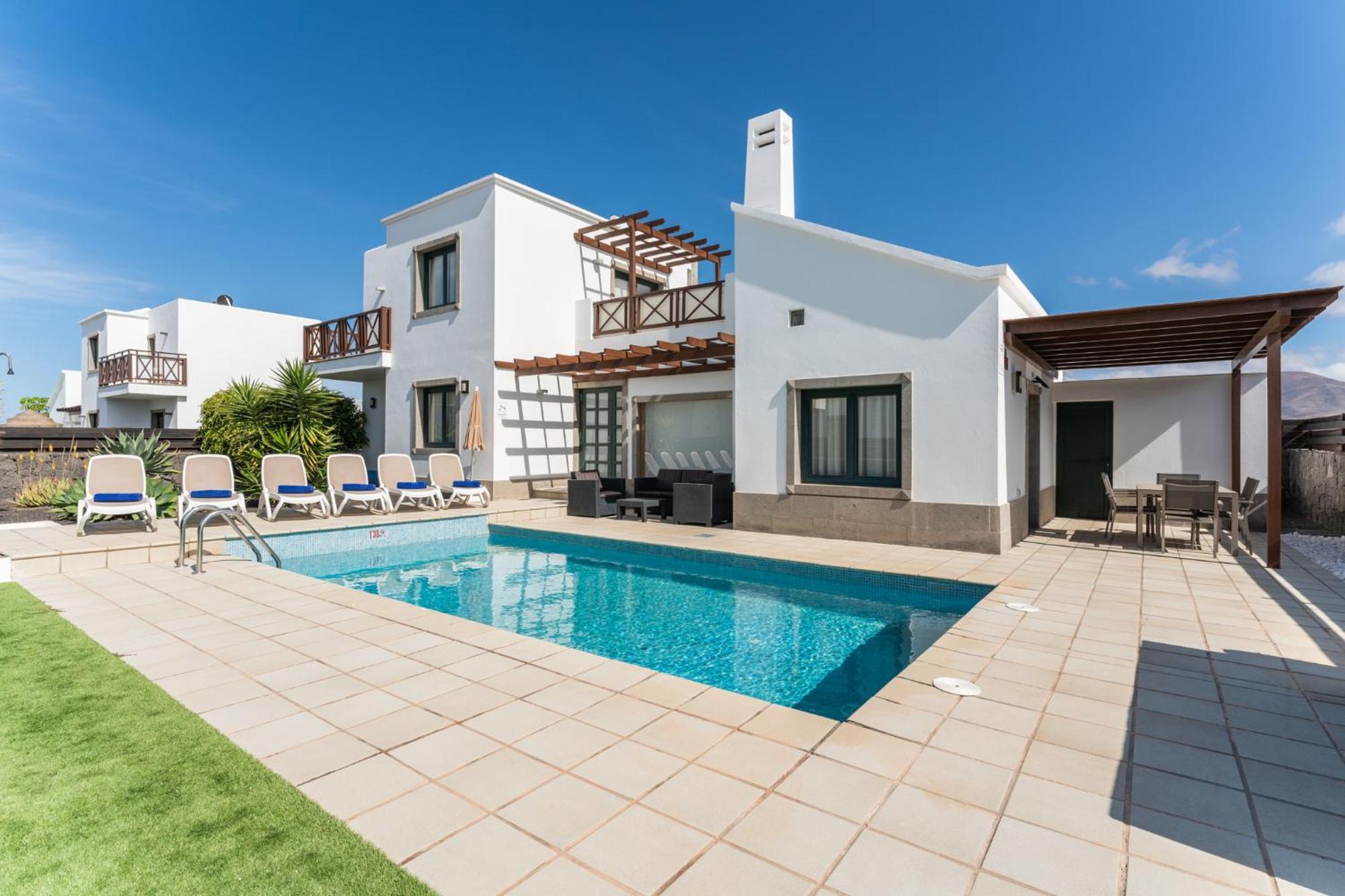 Camelot Holiday Homes By Livvo Playa Blanca  Kültér fotó